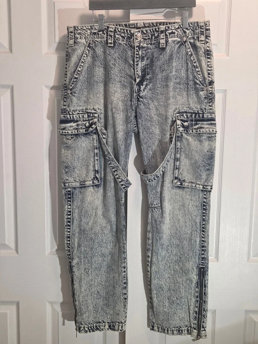 True Religion Acid Wash Strap Zip Cargo Baggy Jeans - Size 34 - 90s Style